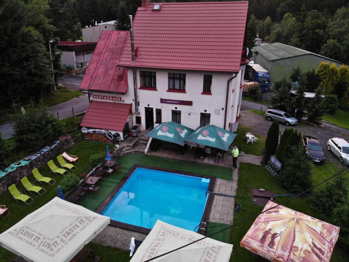 Penzion Paseky U Zapadlych Vlastencu Paseky nad Jizerou Exterior foto