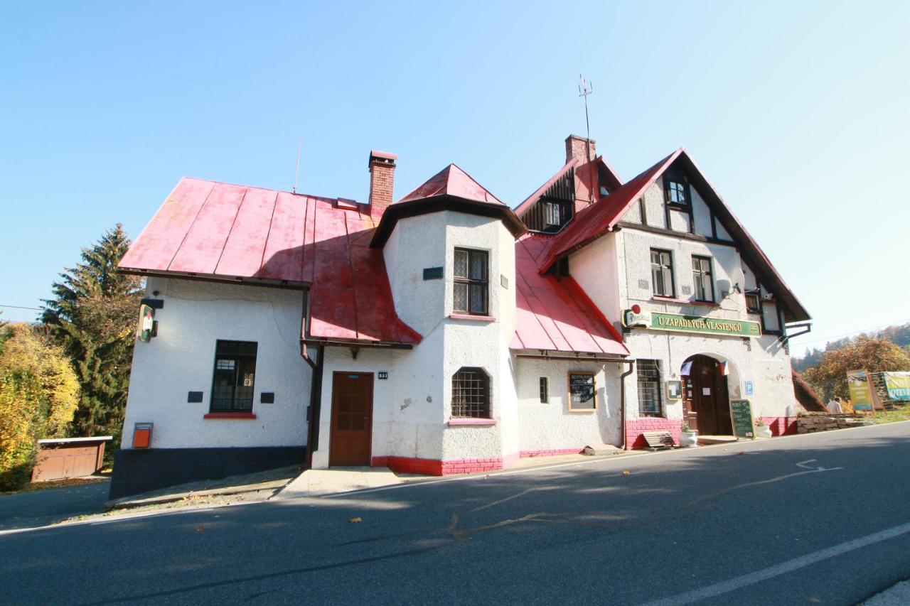 Penzion Paseky U Zapadlych Vlastencu Paseky nad Jizerou Exterior foto