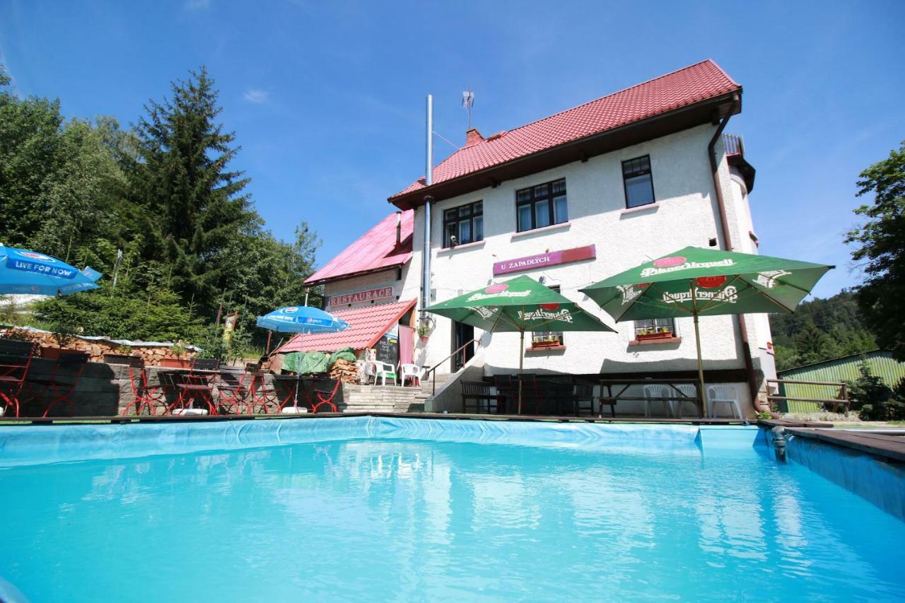 Penzion Paseky U Zapadlych Vlastencu Paseky nad Jizerou Exterior foto